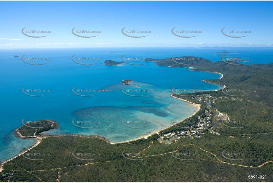 Aerial Photo Dingo Beach Aerial Photography