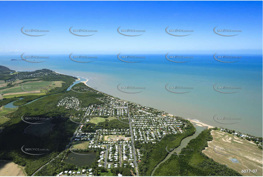 Aerial Photo Holloways Beach Aerial Photography