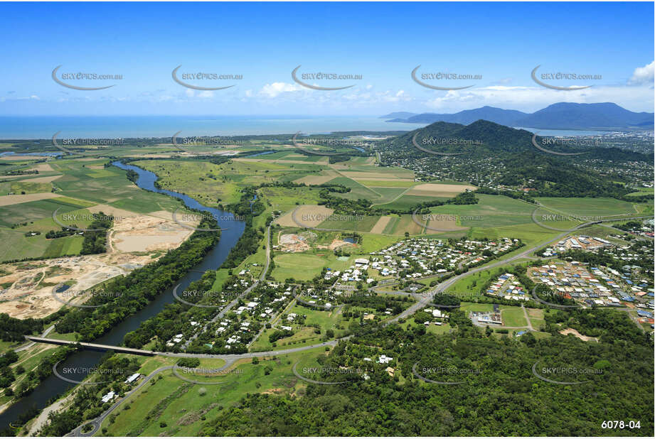 Aerial Photo Kamerunga QLD Aerial Photography