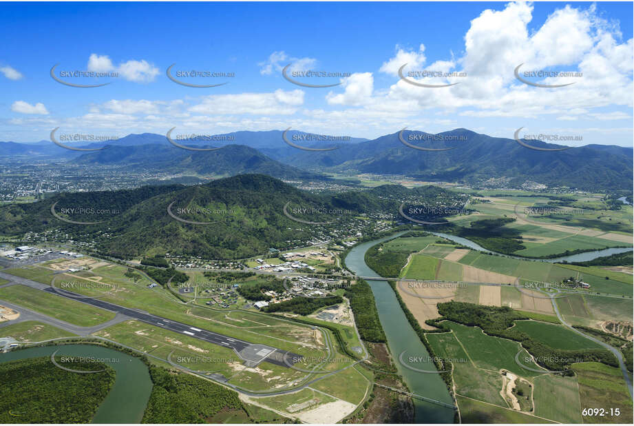 Aerial Photo Stratford QLD Aerial Photography