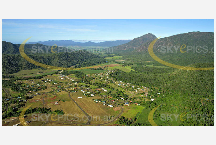 Aerial Photo Goldsborough Valley Aerial Photography