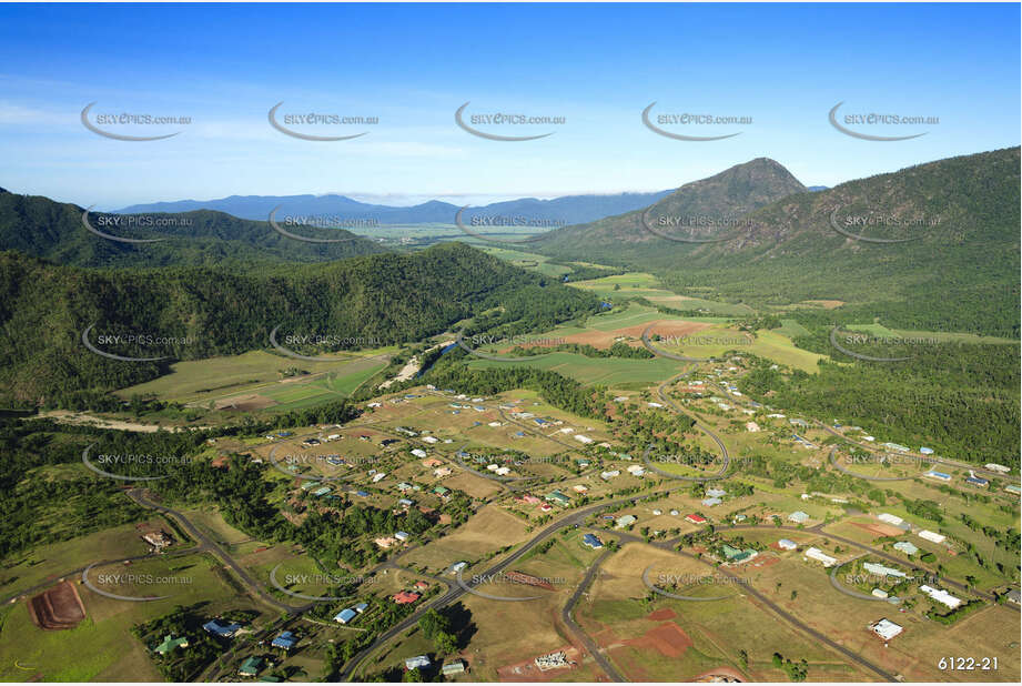 Aerial Photo Goldsborough Valley Aerial Photography