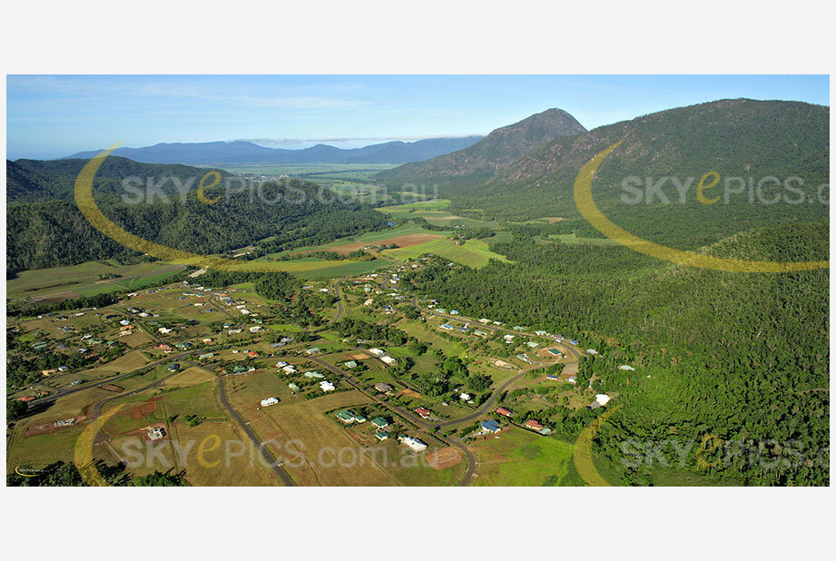 Aerial Photo Goldsborough Valley Aerial Photography