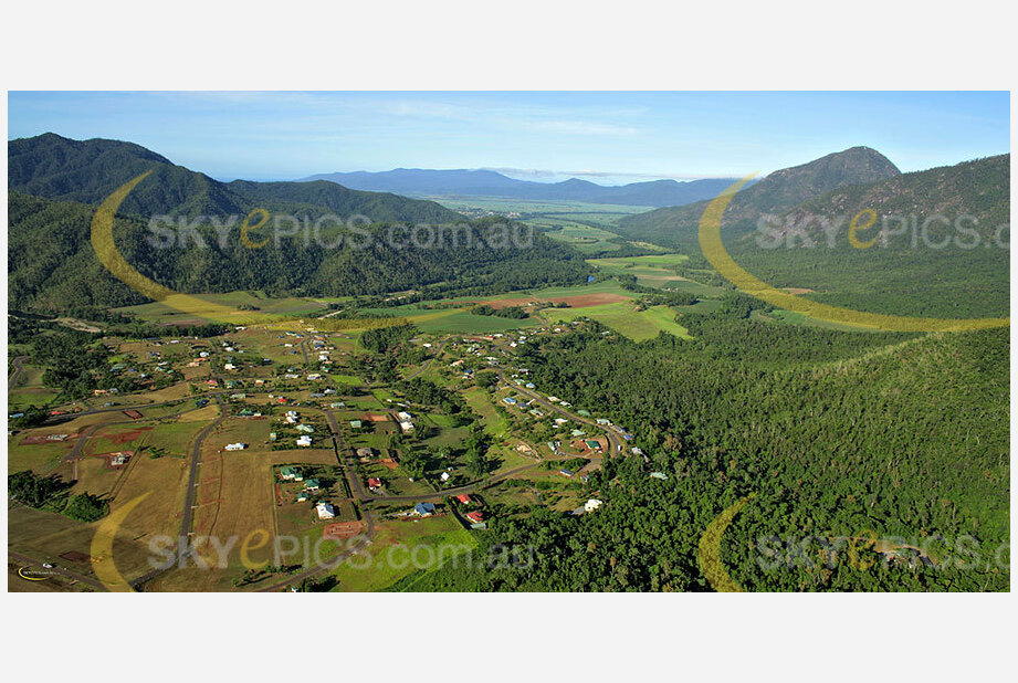 Aerial Photo Goldsborough Valley Aerial Photography