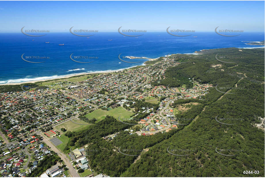 Aerial Photo Caves Beach NSW Aerial Photography