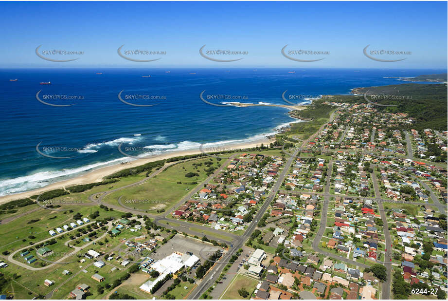 Aerial Photo Caves Beach NSW Aerial Photography