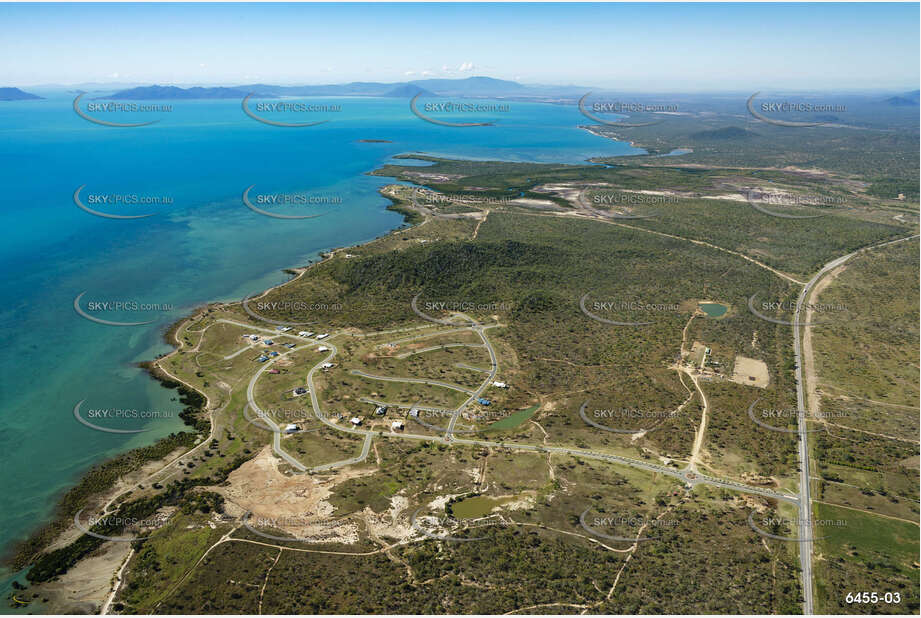 Aerial Photo Whitsunday Shores Aerial Photography