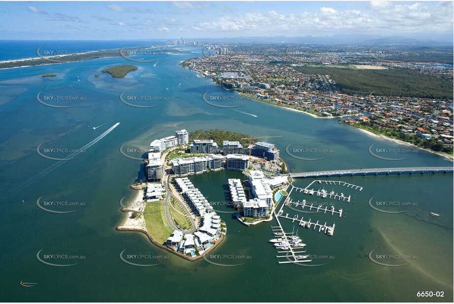 Aerial Photo Ephraim Island Paradise Point QLD Aerial Photography