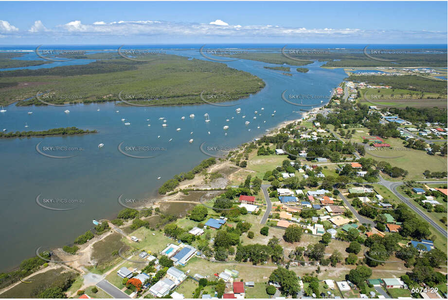 Aerial Photo Jacobs Well QLD Aerial Photography