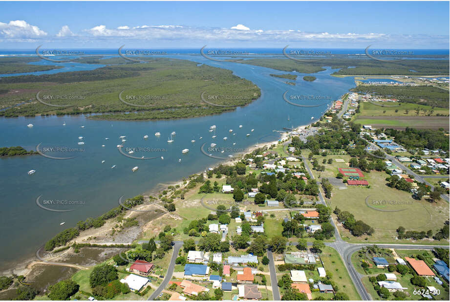 Aerial Photo Jacobs Well QLD Aerial Photography