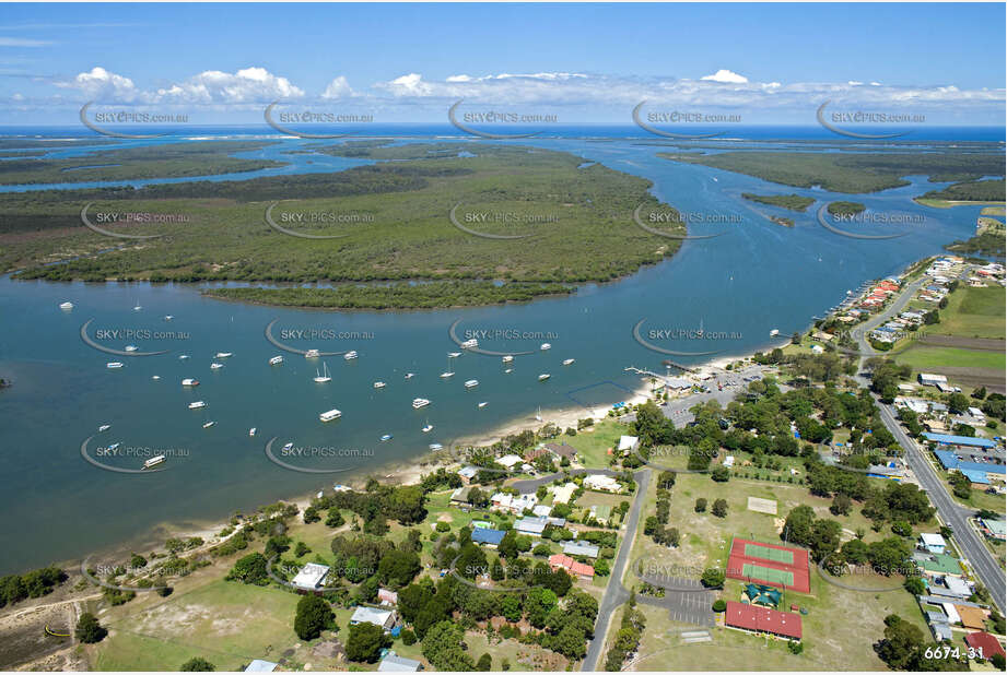 Aerial Photo Jacobs Well QLD Aerial Photography