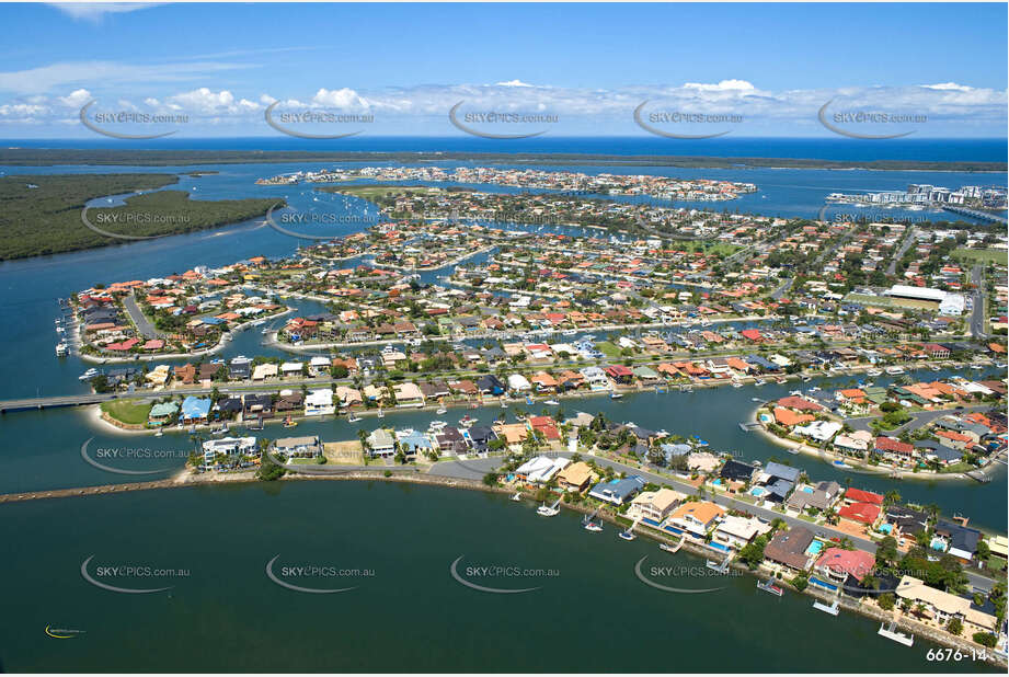Aerial Photo Paradise Point QLD Aerial Photography