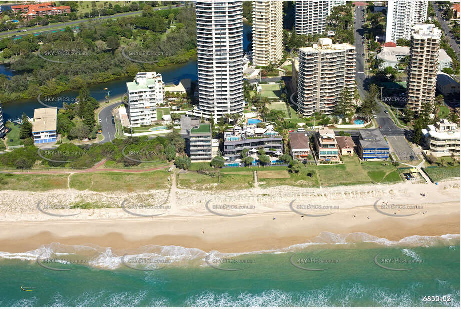 Aerial Photo Main Beach QLD Aerial Photography