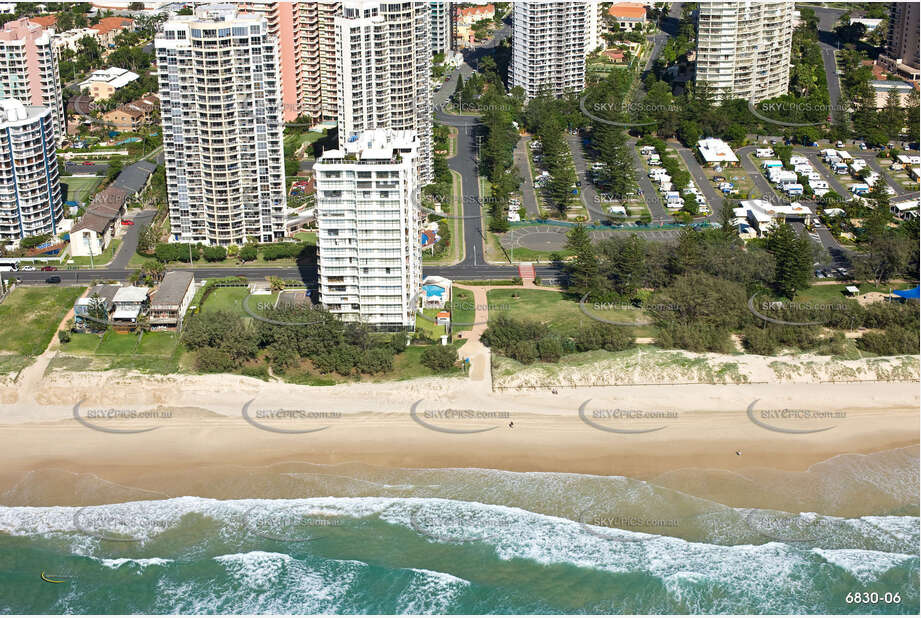 Aerial Photo Main Beach QLD Aerial Photography
