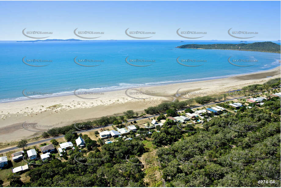 Aerial Photo Kinka Beach QLD Aerial Photography