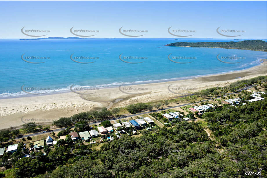 Aerial Photo Kinka Beach QLD Aerial Photography