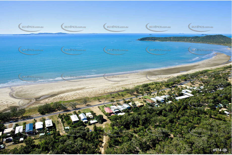 Aerial Photo Kinka Beach QLD Aerial Photography