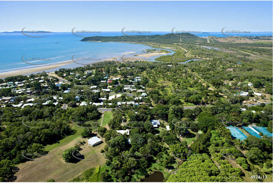 Aerial Photo Kinka Beach QLD Aerial Photography