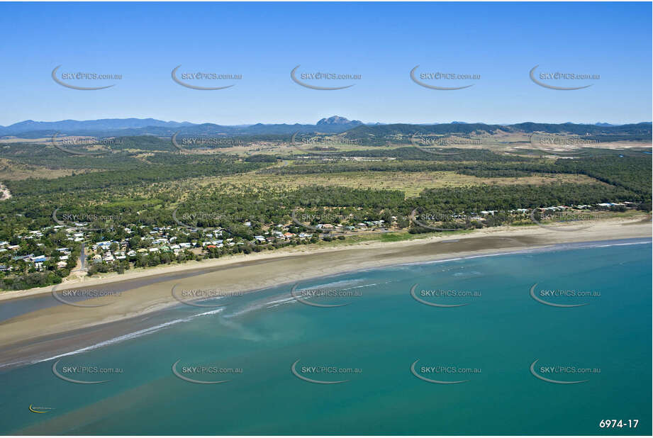 Aerial Photo Kinka Beach QLD Aerial Photography