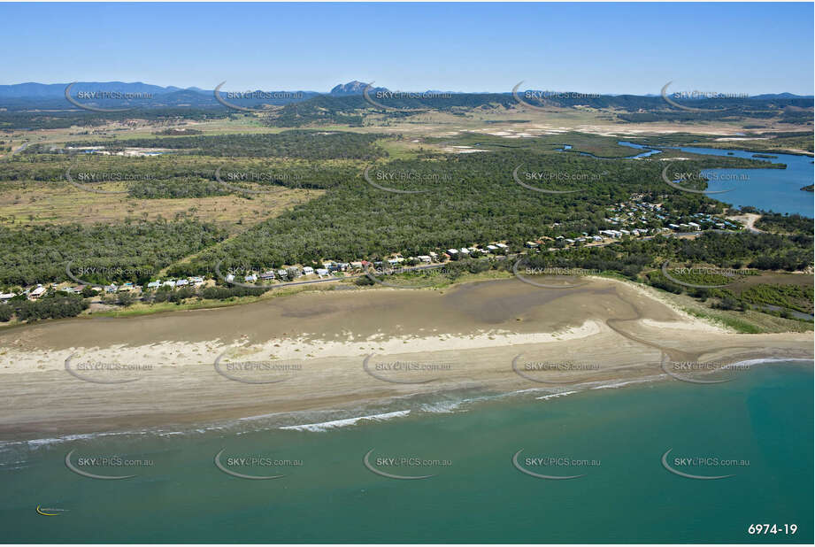 Aerial Photo Kinka Beach QLD Aerial Photography