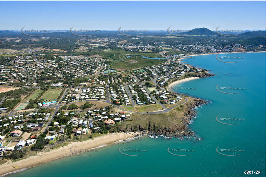 Aerial Photo Cooee Bay QLD Aerial Photography