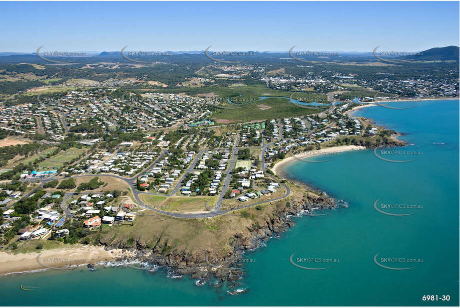 Aerial Photo Cooee Bay QLD Aerial Photography