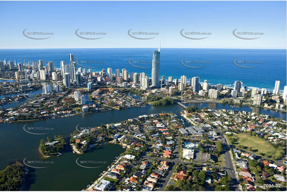 Aerial Photo Isle of Capri QLD Aerial Photography