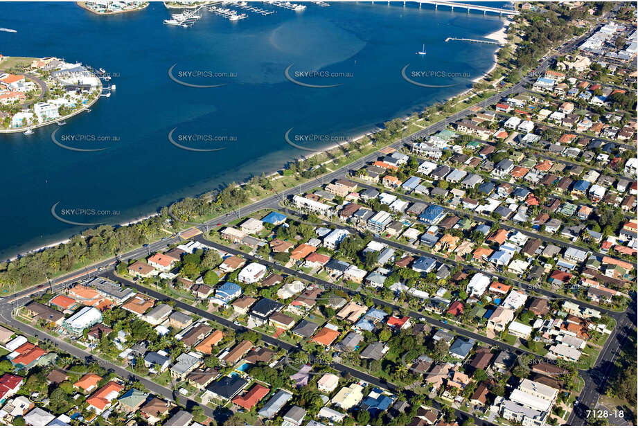 Aerial Photo Paradise Point QLD Aerial Photography