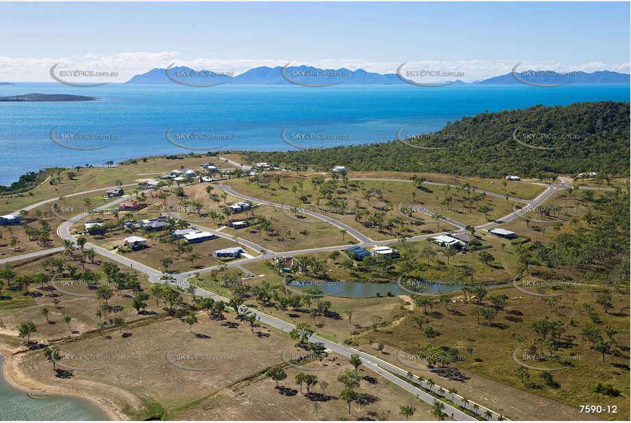 Aerial Photo Whitsunday Shores Aerial Photography