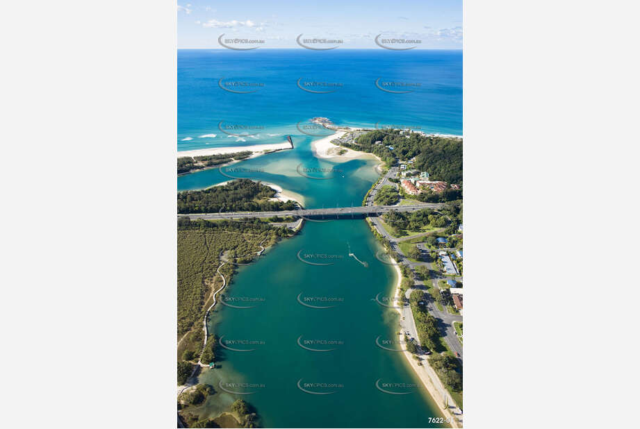 Aerial Photo Currumbin QLD Aerial Photography