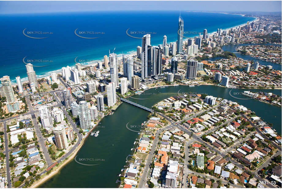 Aerial Photo Chevron & Cronin Island QLD Aerial Photography