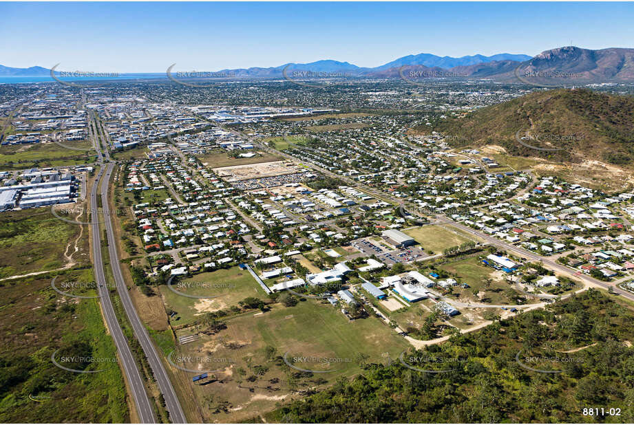 Aerial Photo Mt Louisa Aerial Photography