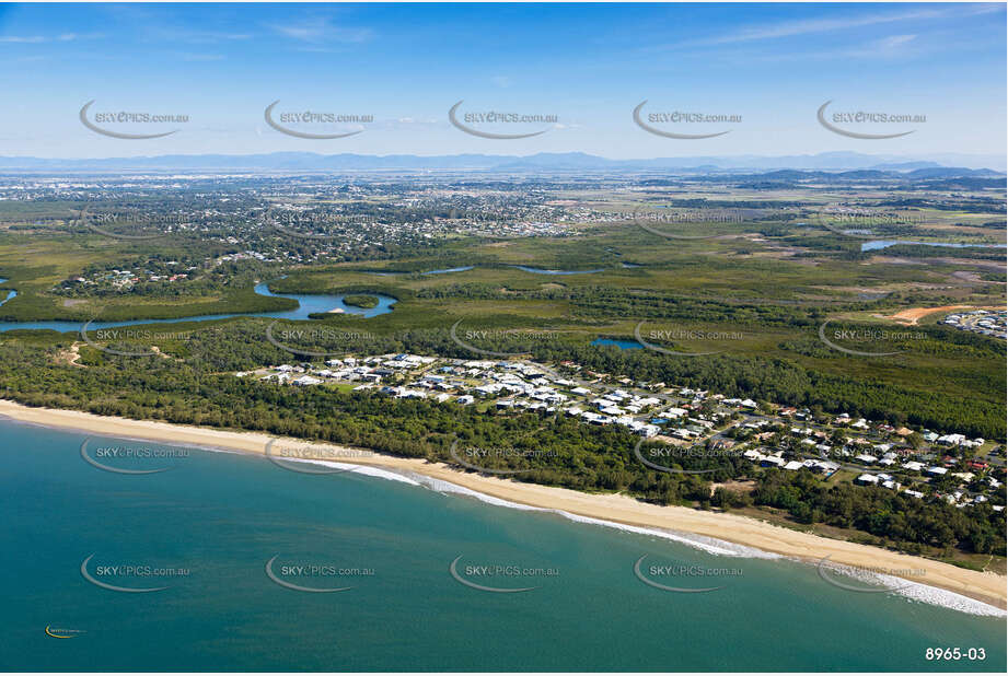 Aerial Photo Blacks Beach QLD Aerial Photography