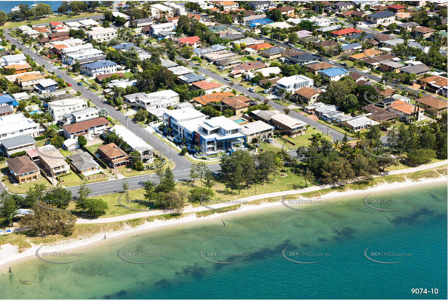 Aerial Photo Paradise Point QLD Aerial Photography