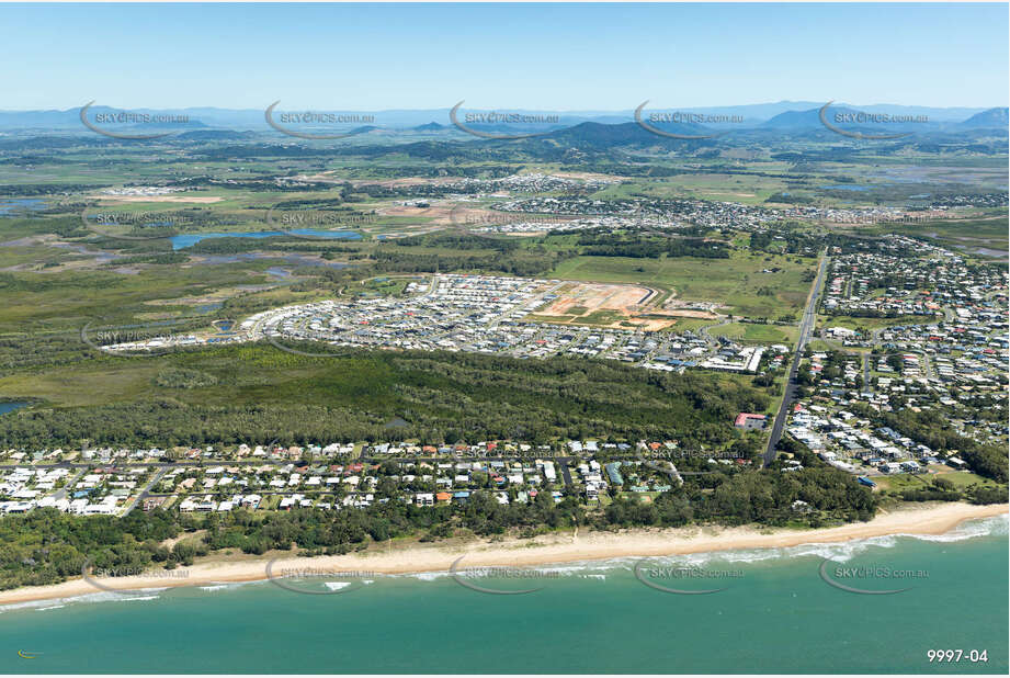 Aerial Photo Blacks Beach Aerial Photography